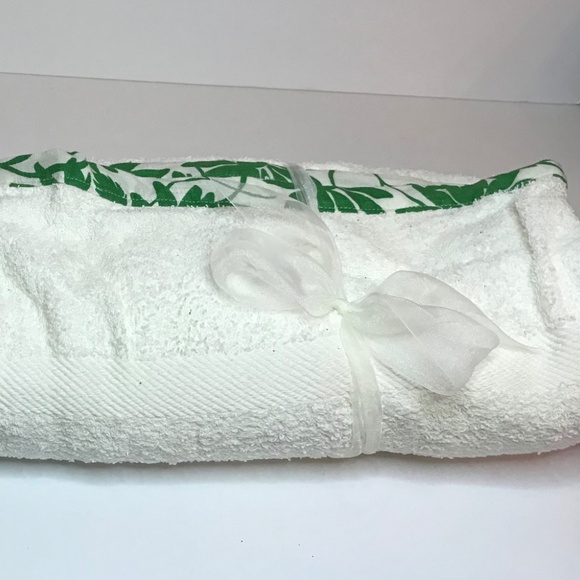 NWOT Voluspa Tote & Beach Towel: Palm Green (Dark Green) - Picture 5 of 6